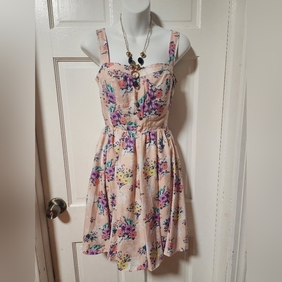 𝅺LC Lauren Conrad Women's Fit & Flare Sweetheart Floral Pink Dress - Picture 1 of 13